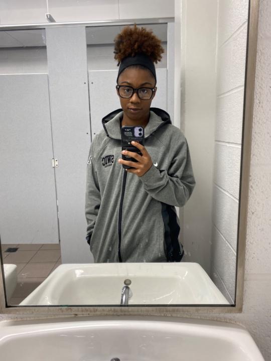 Kiaya Johnson