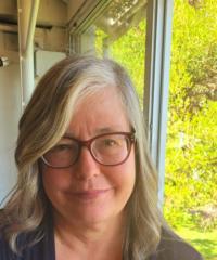 Josanne Holland