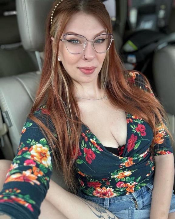 Eleni Jozzy