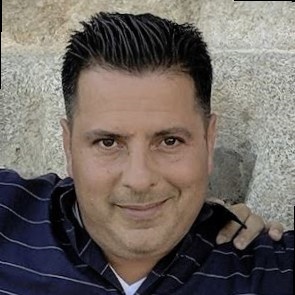 Luis Faustino