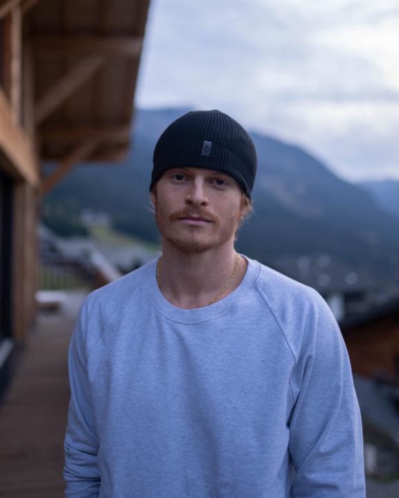 Daniel Hanks