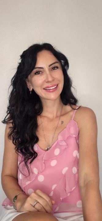 Özlem Turhan emiroğlu