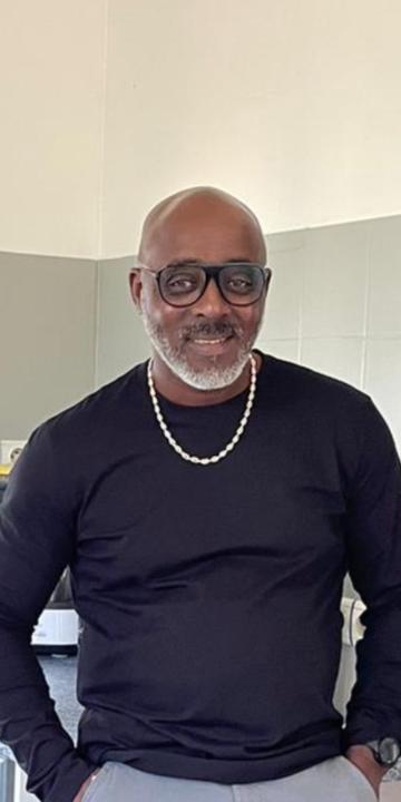 Léandre Okobe