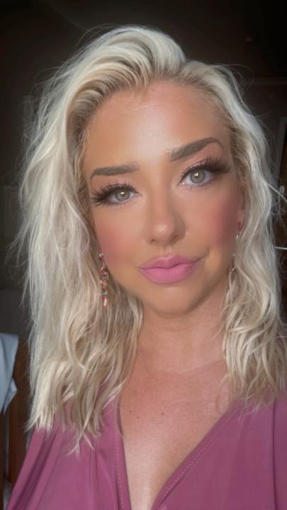 Leigh Armstrong