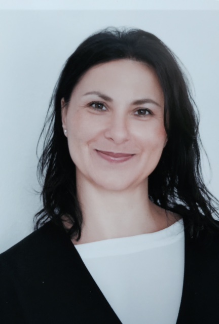 Angela Peluso