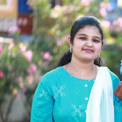 Sushmitha V
