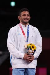 Myles Amine