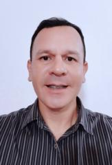 César Tineo