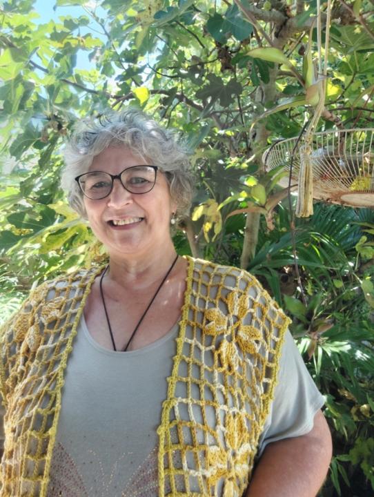 Sandra F Secchi