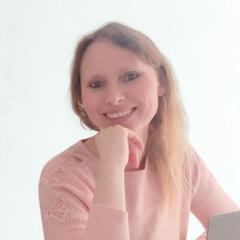 Lucie F.