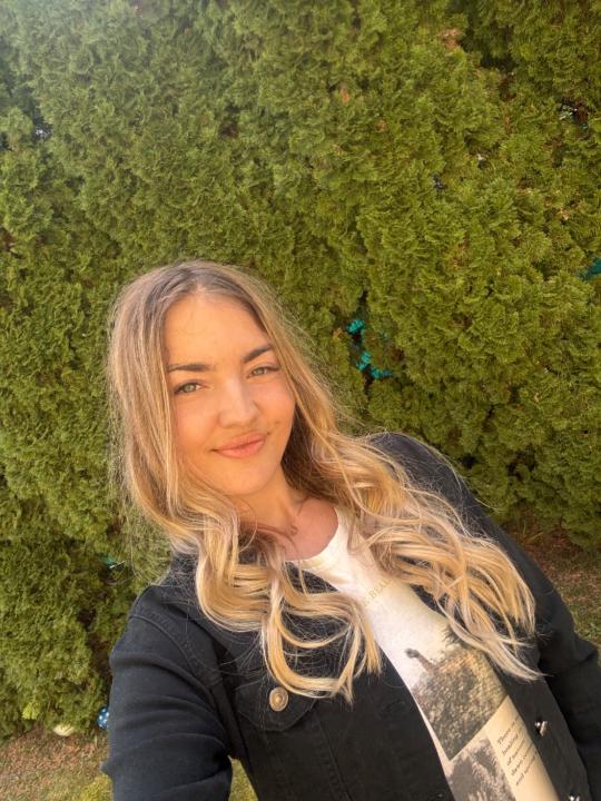 Szilvia Albert