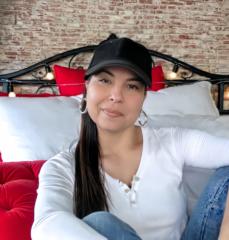 Dani McDermott