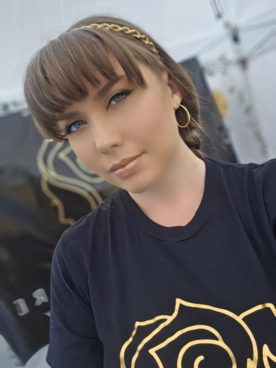 Mackenzie Nichols