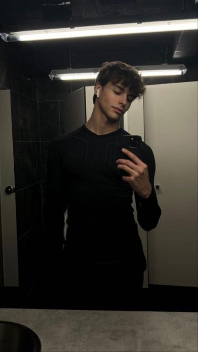 Mason Robert