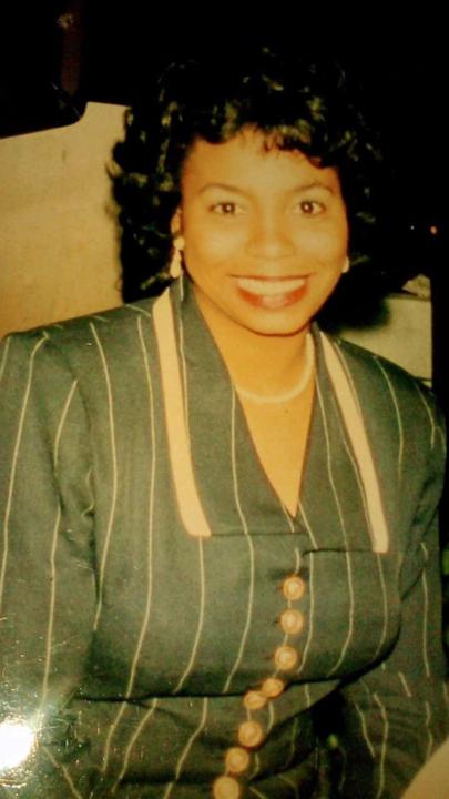 Annette Davis