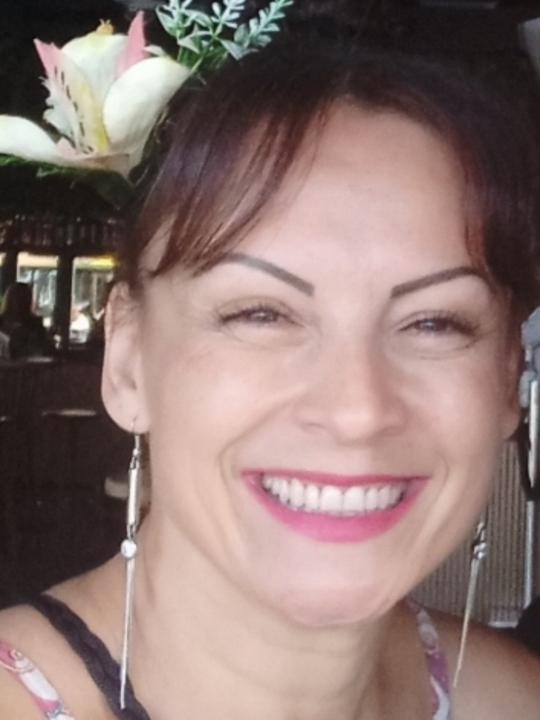 Carmen Carmona Wazani