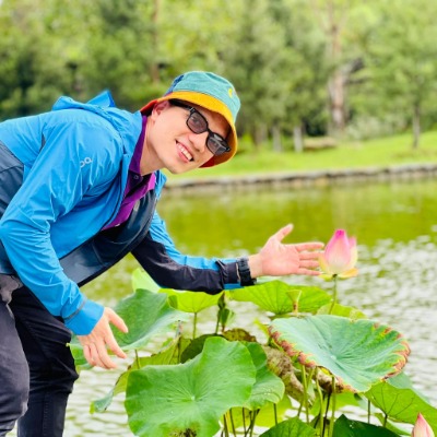 Dr Quang