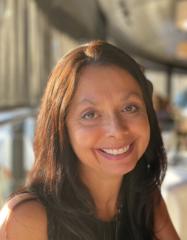 Anne-Claire Van Aken