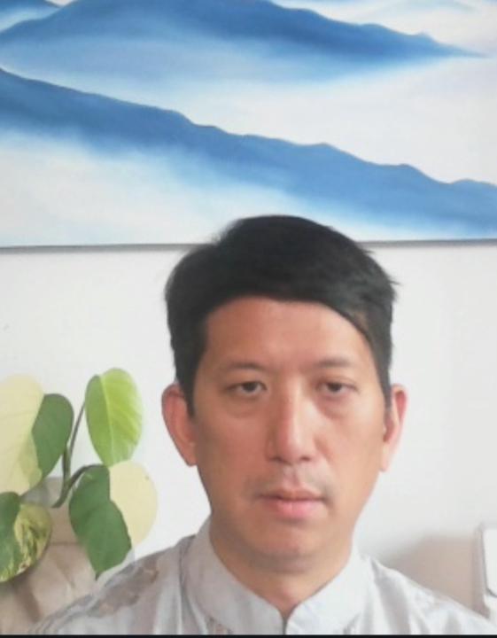 Nicolas T