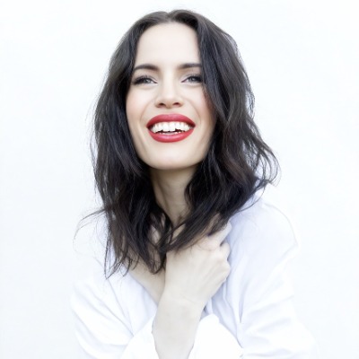 Adrienne Mcqueen