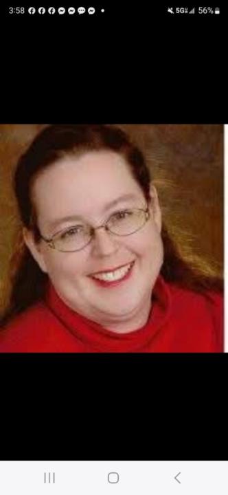 Stephanie Loomis