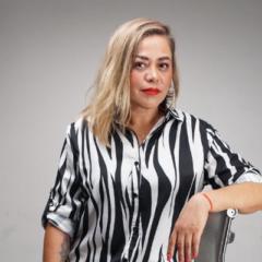 Elvira Campos