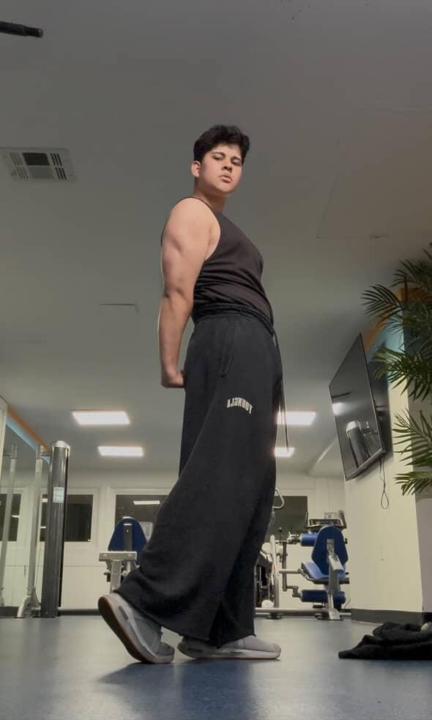 Aaron Escobar