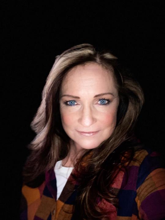 Deanne Anderson