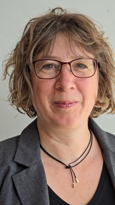Andra Thiel