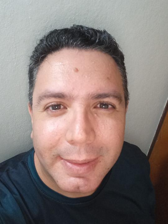 Diego Siliezar