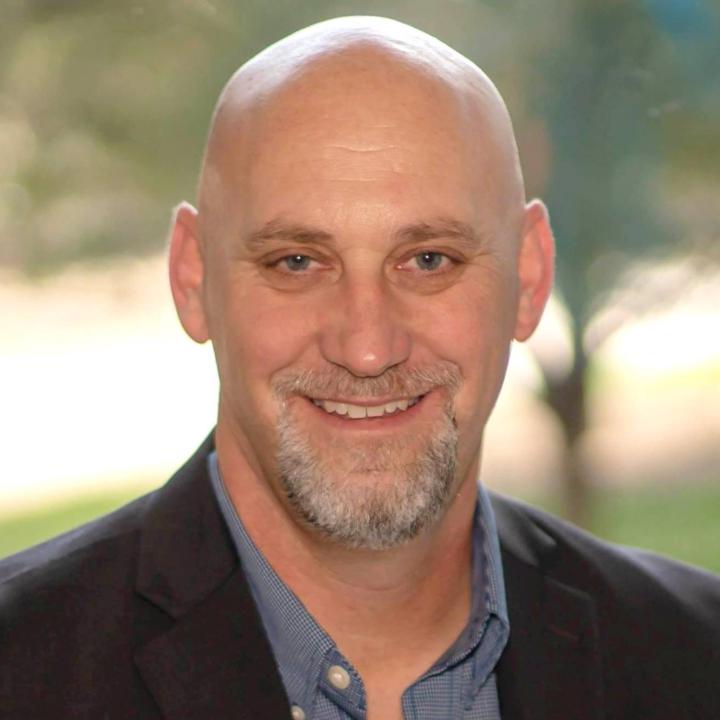 Robb McKinnon