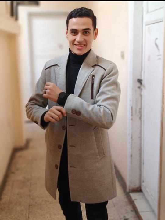 Hossam Shltwth