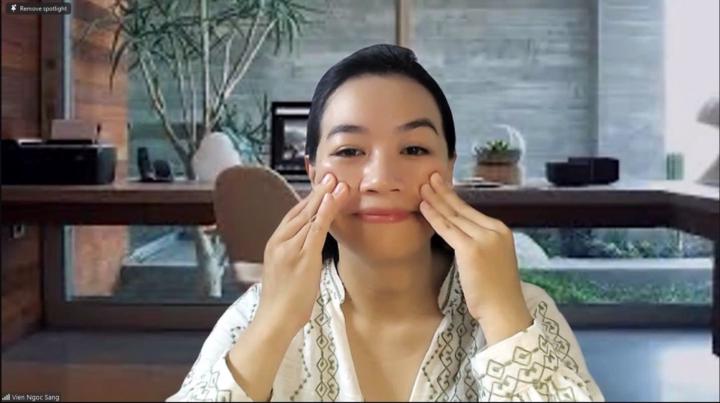 FACE YOGA