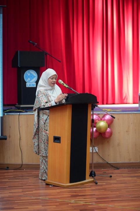Suriana Megat zabidi