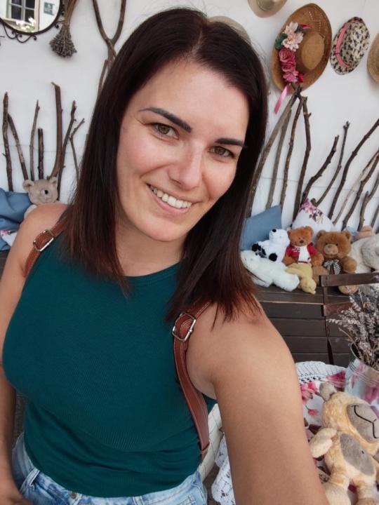 Bárdi-Baracskai Anita