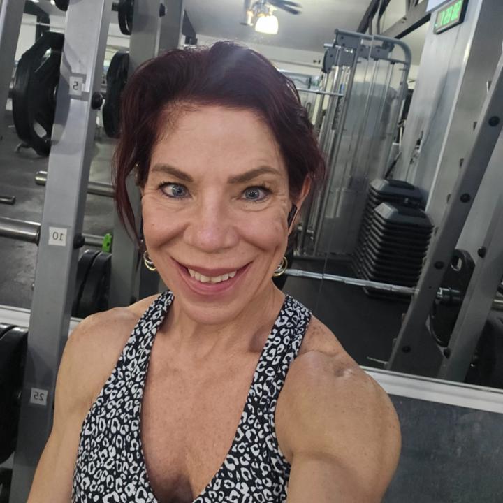 Rosanne Zeringue