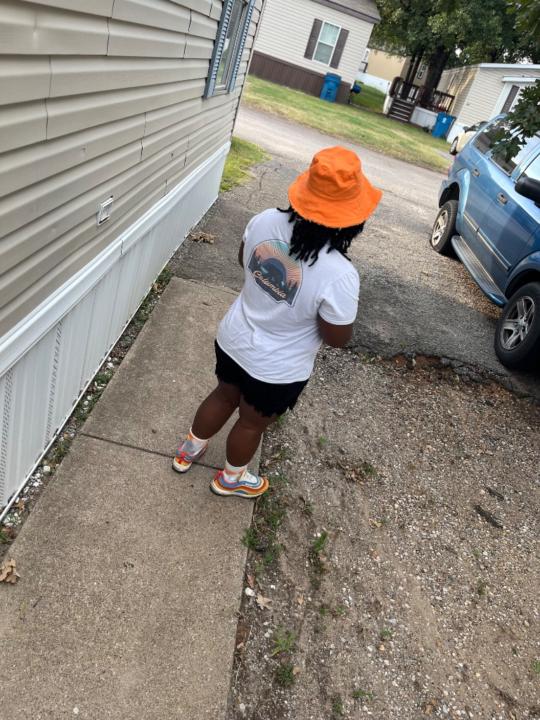 Neausha Morris