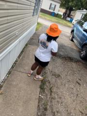 Neausha Morris