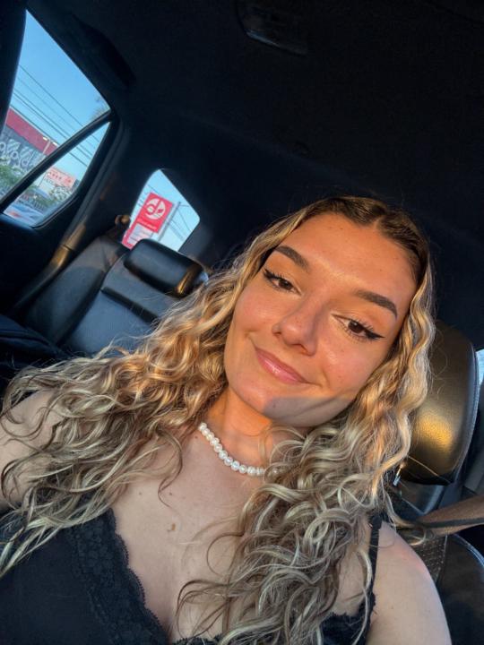 Isabella Enriquez
