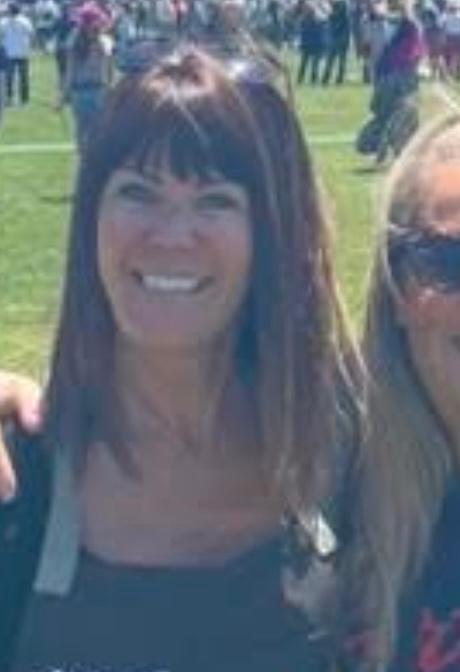 Suzanne Fox