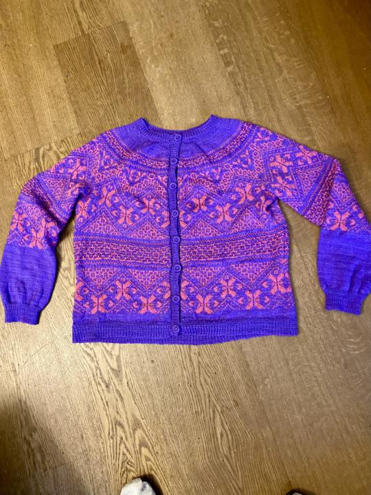 Cardigan 