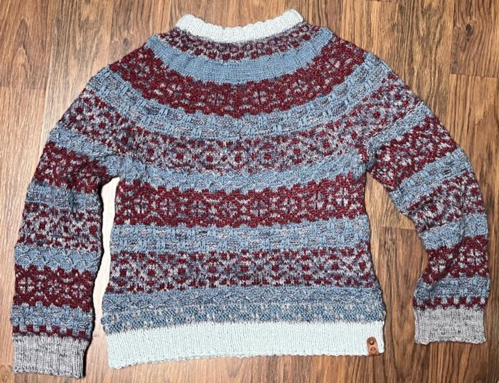 Rujuu Sweater finished