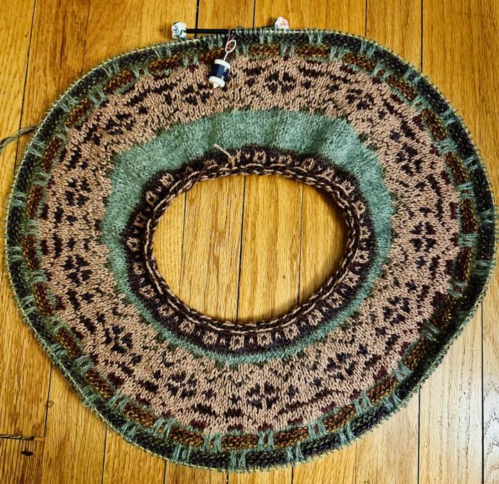 Rujuu sweater clue 2 is complete 