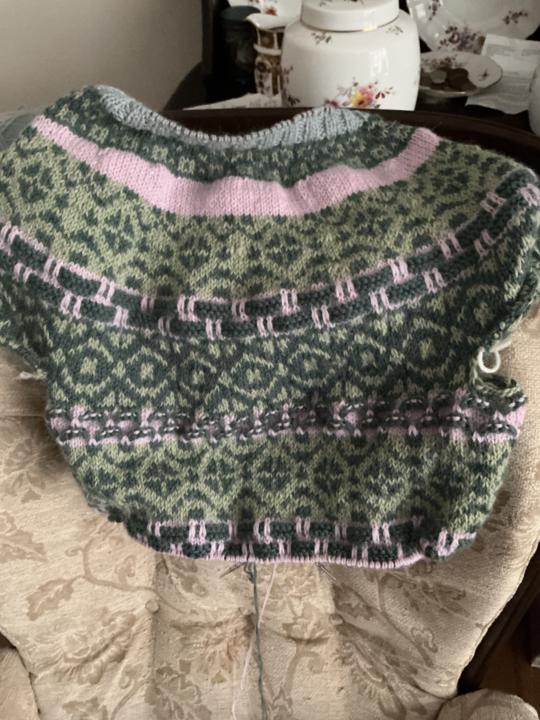 Clue 4 done, opinions on neck colour please