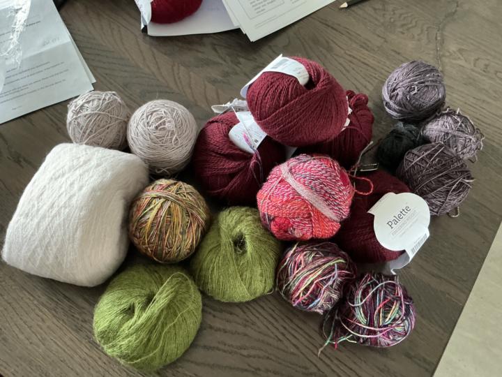 Mystery Yokalong Rujuu Sweater