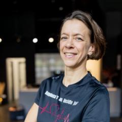 Annette Löbel