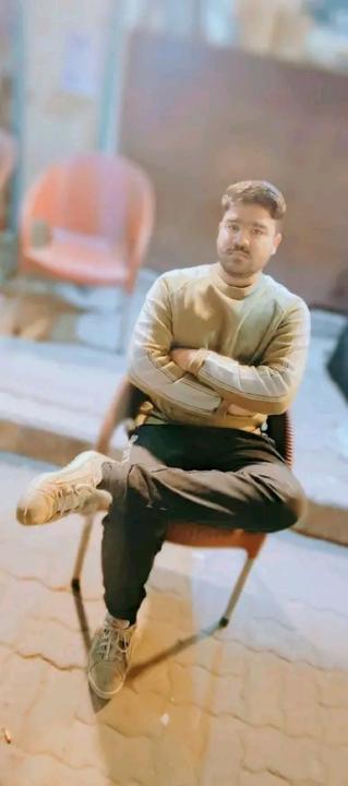 Dominic R