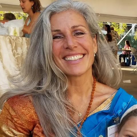 Laurie De Santis-Staschik