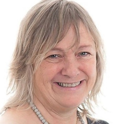 Davina Robertson