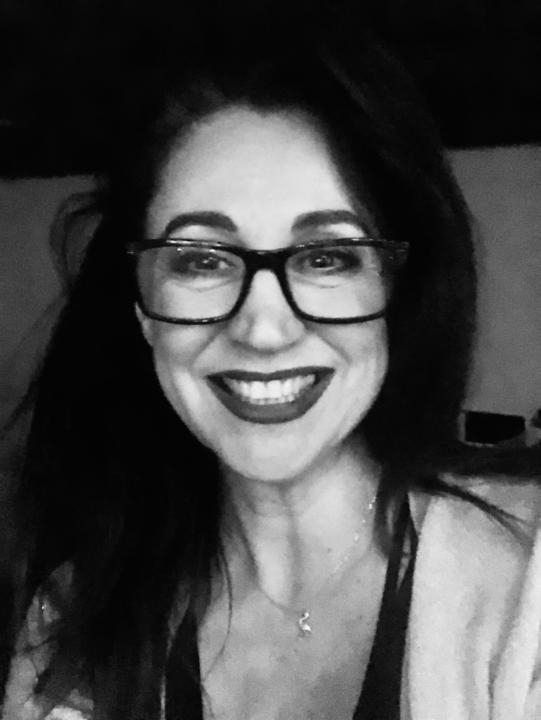 Sandra Pauly
